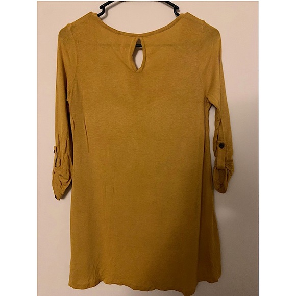 Shirt - Picture 2 of 3